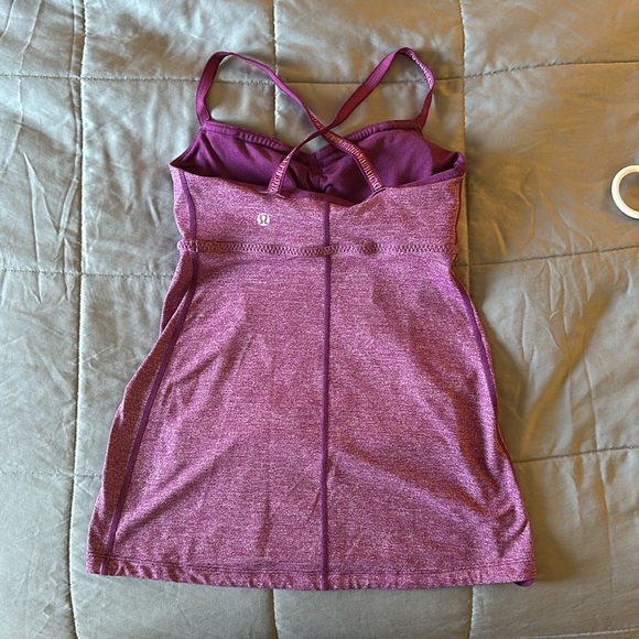 Lululemon size 2 - Picture 2 of 4